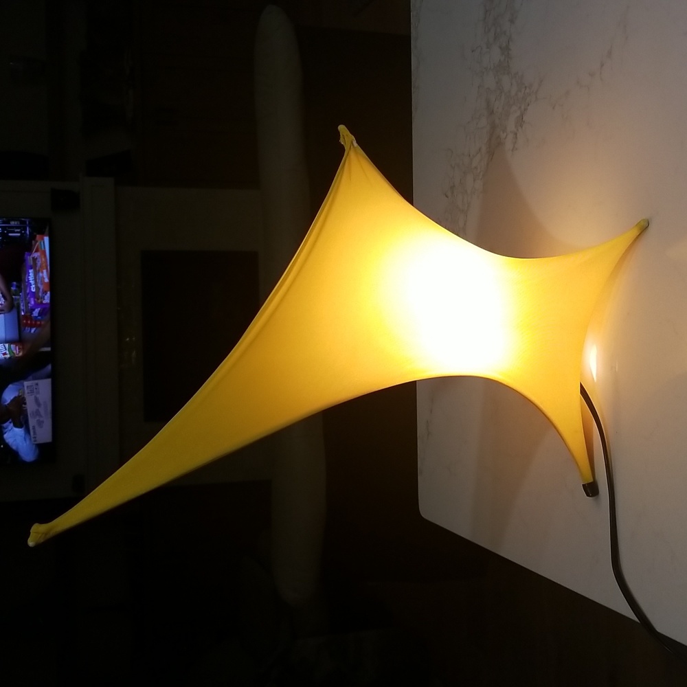 Lamp - Picture 3 of 10